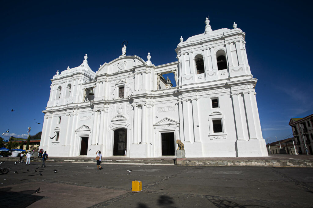 Leon Nicaragua 8899