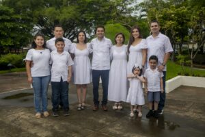 Sesiones familiares en exteriores 0855